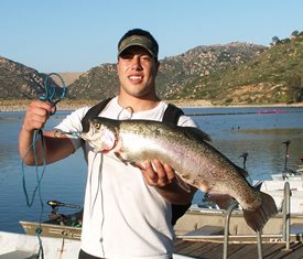 Daniel Hernandez Otay 18 Mar 2016 10lb 0oz Boulder Bay Green Powerworm deep sm.jpg